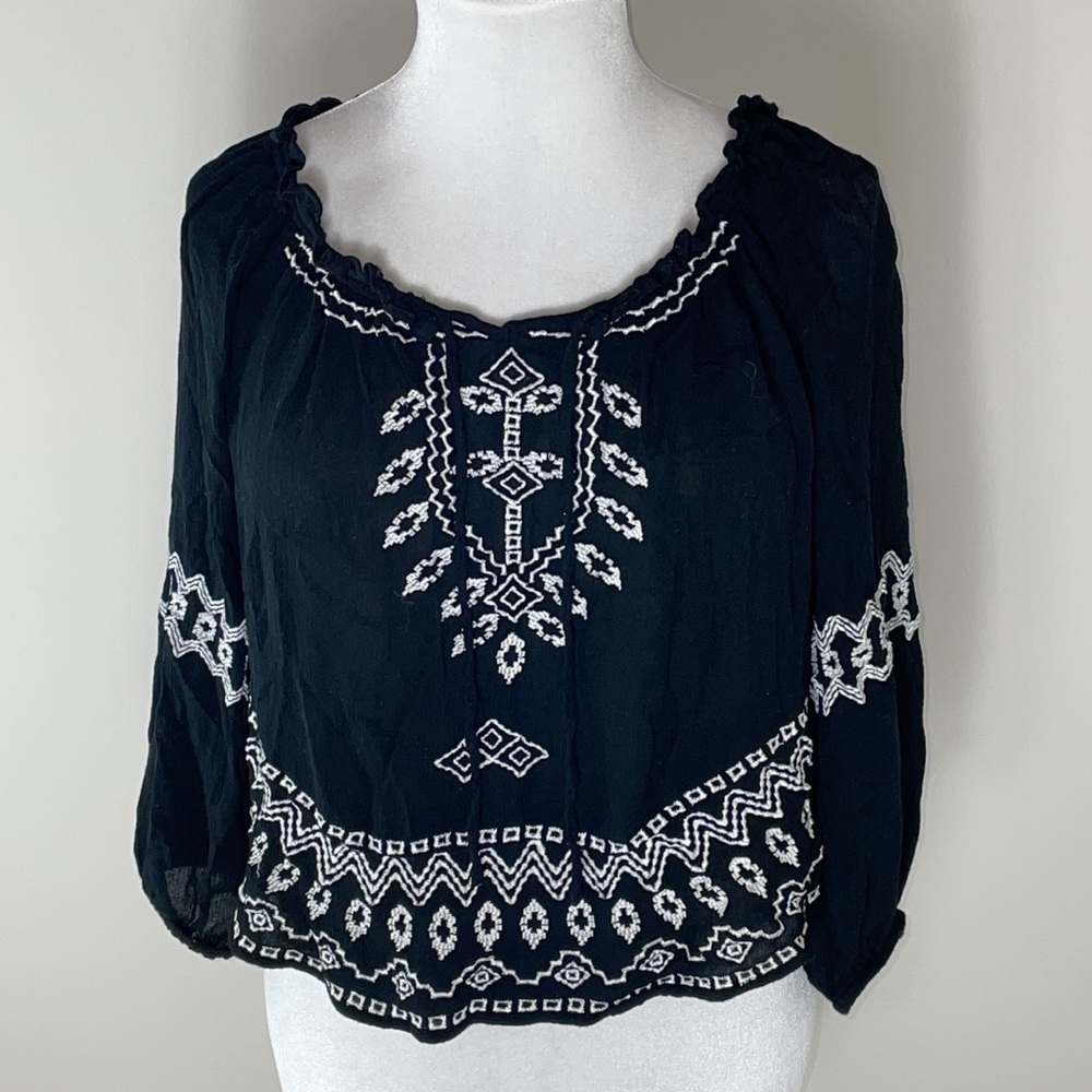 Embroidered Boho cropped scoop neck blouse women size medium